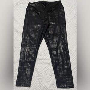 Pink Active Black Pattern Leggings